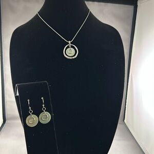 Premier Designs “Out to Sea” necklace/earrings